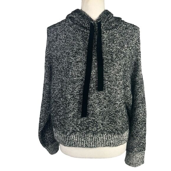 Kaisley Cropped Hooded Sweater Large Dropped Sleeves Black White - Picture 1 of 11